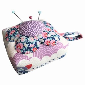 Kit Flower Pincushion