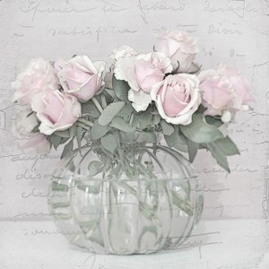 Guardanapo Vase With Roses